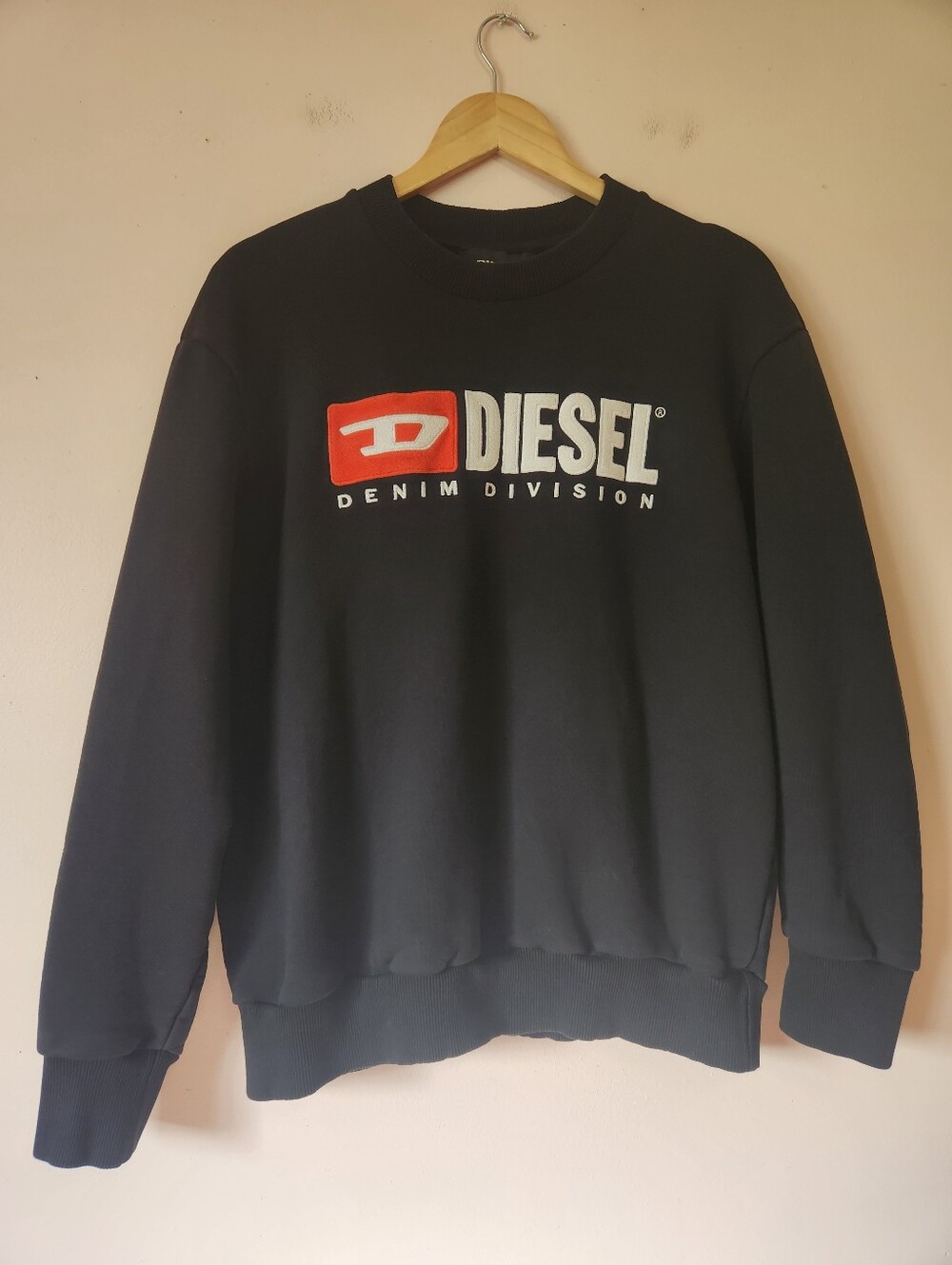Diesel Denim Division Black Embroidered Logo Crewneck Sweatshirt Size M Like New